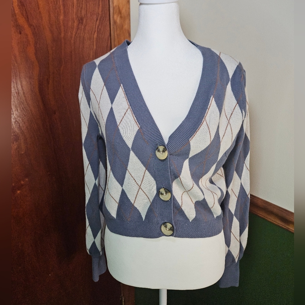 SO womens Cardigan size small